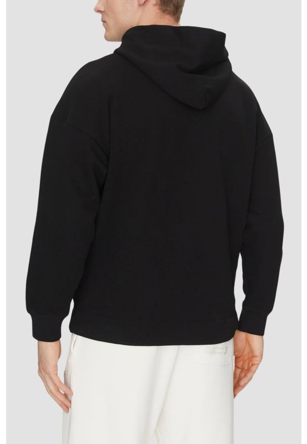 Guess - GUESS Czarna bluza męska Dalim Over, Rozmiar S. Okazja: na co dzień. Kolor: czarny. Materiał: bawełna, poliester. Długość rękawa: długi rękaw. Długość: długie. Styl: casual, klasyczny