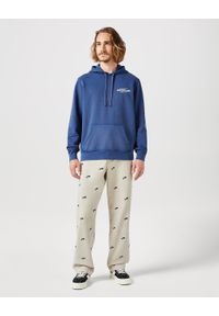 Wrangler - WRANGLER MĘSKA BLUZA GRAPHIC HOODIE NAVY 112350540 W671011976. Typ kołnierza: kaptur #4