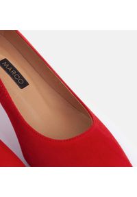 Marco Shoes Eleganckie szpilki na niższym obcasie czerwone. Kolor: czerwony. Obcas: na obcasie. Styl: elegancki. Wysokość obcasa: niski #7