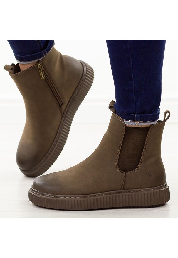 Brązowe skórzane botki damskie Cambell 19340. Nosek buta: okrągły. Kolor: brązowy. Materiał: skóra. Szerokość cholewki: normalna. Sezon: zima, jesień. Styl: elegancki, klasyczny