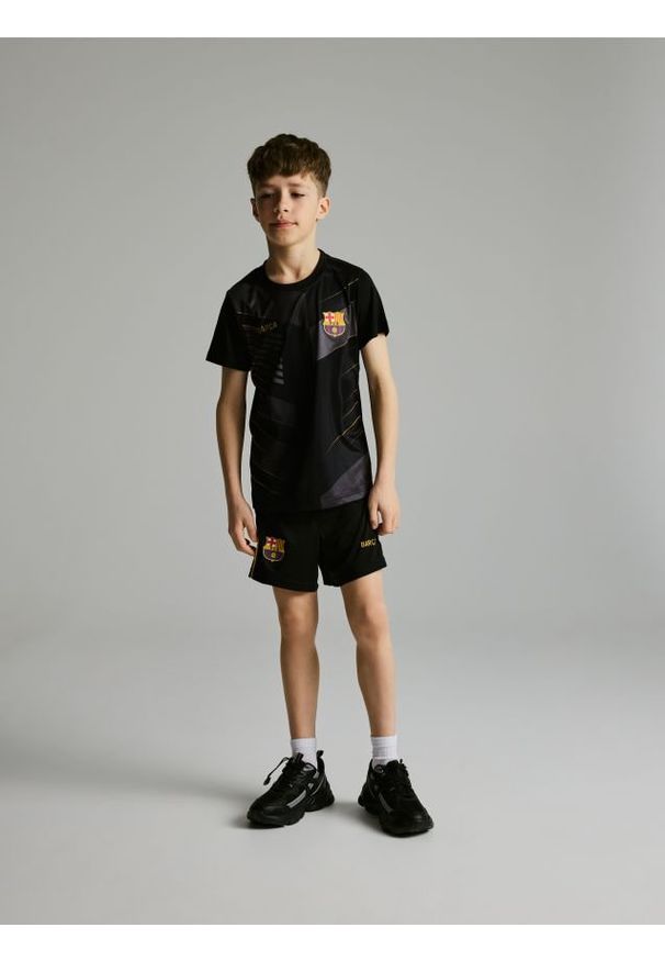 Reserved - T-shirt FC Barcelona - czarny. Kolor: czarny. Materiał: materiał
