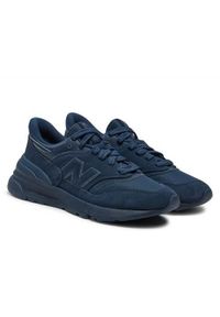 Buty Mężczyzna New Balance Essentials niebieski. Kolor: niebieski. Materiał: skóra. Szerokość cholewki: normalna. Sport: turystyka piesza