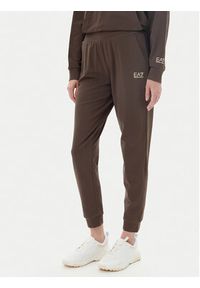 EA7 Emporio Armani Dres 7W000117 AF13135 U6139 Brązowy Regular Fit. Kolor: brązowy. Materiał: bawełna