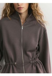 Reserved - Rozpinana bluza z modalem - brązowy. Kolor: brązowy. Materiał: dzianina #1