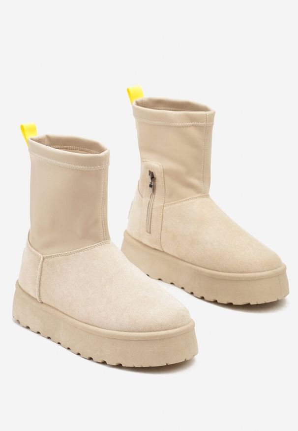 Renee - Beżowe Płaskie Ocieplane Śniegowce z Elastyczną Cholewką Sevidia. Kolor: beżowy. Materiał: wełna. Szerokość cholewki: normalna. Styl: elegancki