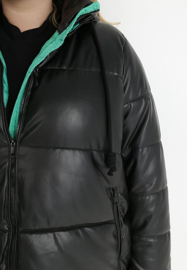 Born2be - Czarno-Zielona Kurtka Zimowa Pikowana Hirorve. Typ kołnierza: kołnierzyk stójkowy. Kolekcja: plus size. Kolor: czarny. Sezon: zima