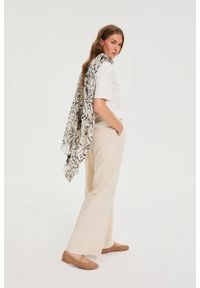 MOODO - Długi szal szary. Kolor: szary. Materiał: poliester #1