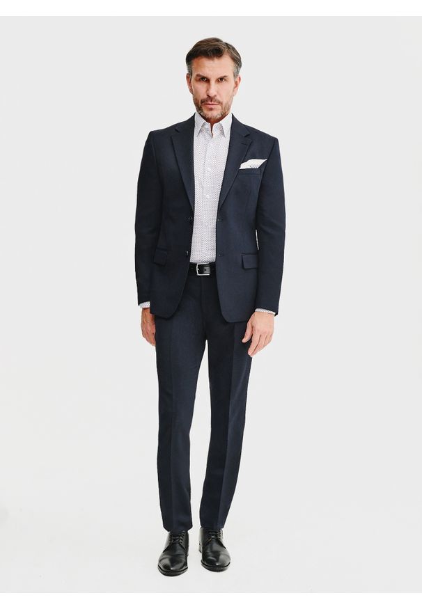 Pako Lorente - PAKO LORENTE – Biała koszula męska w mikrowzór. Kolor: biały. Materiał: bawełna, elastan. Długość rękawa: długi rękaw. Długość: długie. Sezon: wiosna, lato