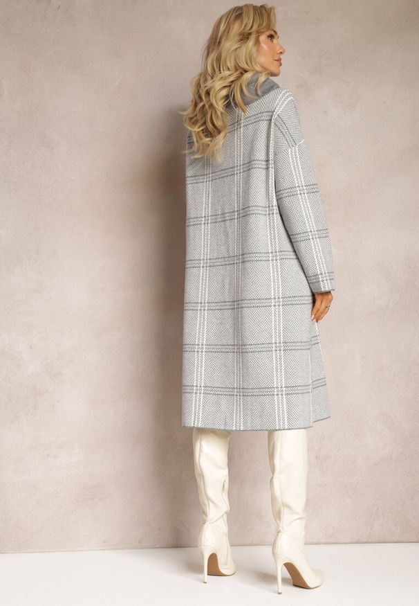 Renee - Szara Sweterkowa Sukienka Oversize z Szerokim Golfem Arnca. Typ kołnierza: golf. Kolor: szary. Materiał: dzianina. Sezon: zima. Typ sukienki: oversize