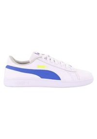 Buty do chodzenia dla dzieci Puma Smash V2 L. Kolor: biały. Materiał: materiał, syntetyk. Szerokość cholewki: normalna. Sport: turystyka piesza