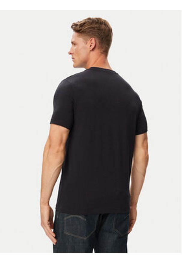 Karl Lagerfeld - KARL LAGERFELD T-Shirt 755781 563235 Granatowy Regular Fit. Typ kołnierza: dekolt w karo. Kolor: niebieski. Materiał: bawełna
