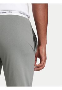United Colors of Benetton - United Colors Of Benetton Spodnie piżamowe 30964F00V Szary Regular Fit. Kolor: szary. Materiał: bawełna #5
