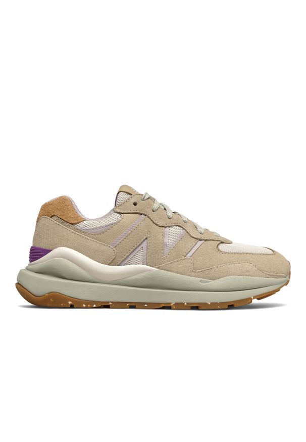 New Balance W5740TB. Okazja: na co dzień. Materiał: bawełna, zamsz, guma. Szerokość cholewki: normalna
