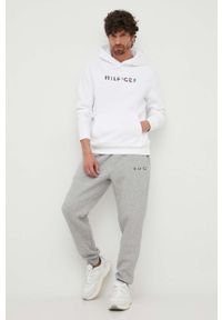 TOMMY HILFIGER - Tommy Hilfiger bluza męska kolor biały z kapturem wzorzysta. Typ kołnierza: kaptur. Kolor: biały. Materiał: bawełna, dzianina. Długość rękawa: długi rękaw. Długość: długie #5