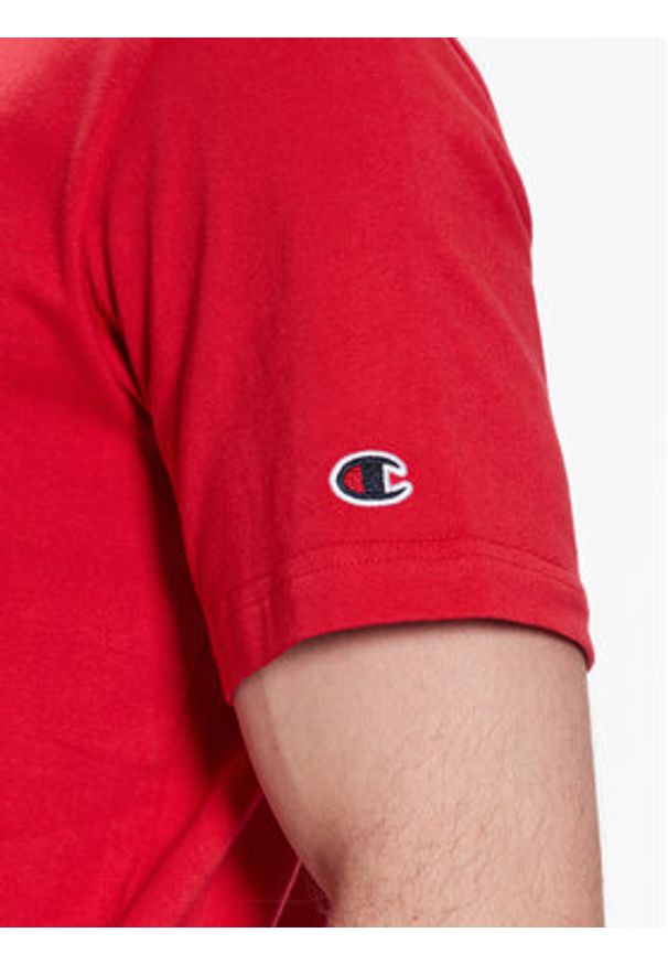Champion T-Shirt Bookstore 218512 Czerwony Regular Fit. Kolor: czerwony. Materiał: bawełna