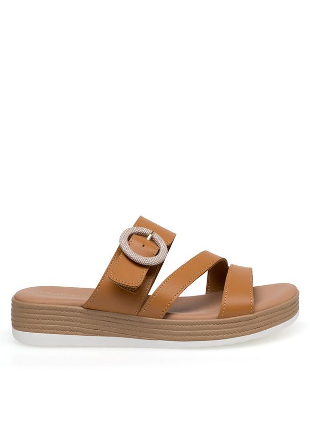 Klapki Lasocki. Kolor: brązowy