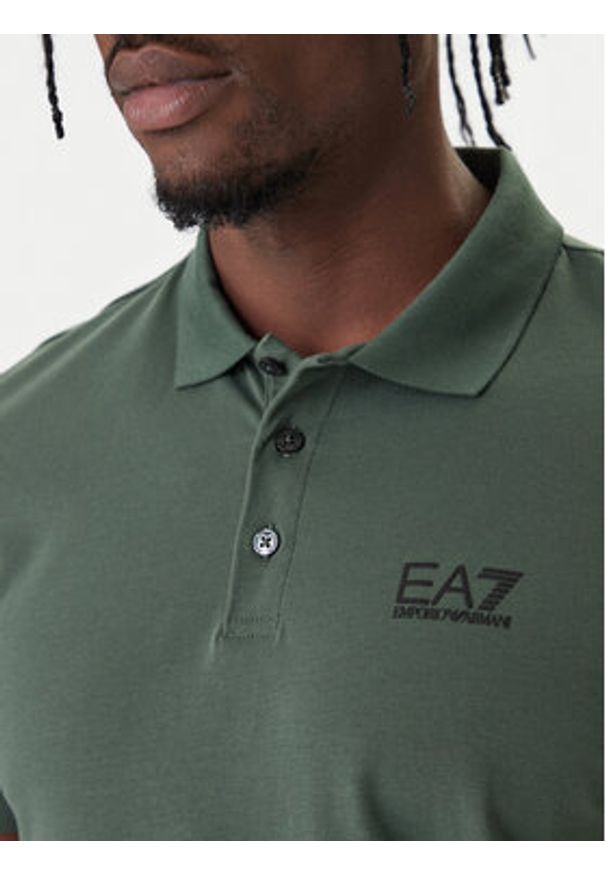 EA7 Emporio Armani Polo 8NPF14 PJVQZ U7260 Zielony Regular Fit. Typ kołnierza: polo. Kolor: zielony. Materiał: bawełna