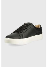 Calvin Klein sneakersy kolor czarny. Nosek buta: okrągły. Zapięcie: sznurówki. Kolor: czarny. Materiał: skóra, guma