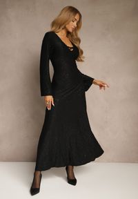 Renee - Czarna Rozkloszowana Sukienka Longsleeve w Zebrę Zdobiona Brokatem Mevilisa. Kolor: czarny. Długość rękawa: długi rękaw. Wzór: motyw zwierzęcy, aplikacja. Styl: klasyczny
