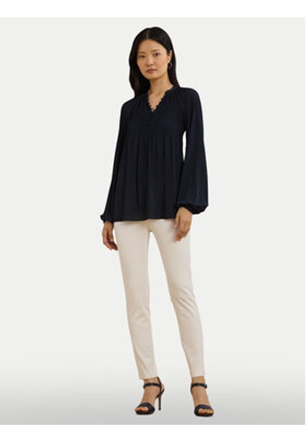 Lauren Ralph Lauren - LAUREN RALPH LAUREN Spodnie materiałowe 200631310013 Biały Slim Fit. Kolor: biały. Materiał: bawełna, wiskoza