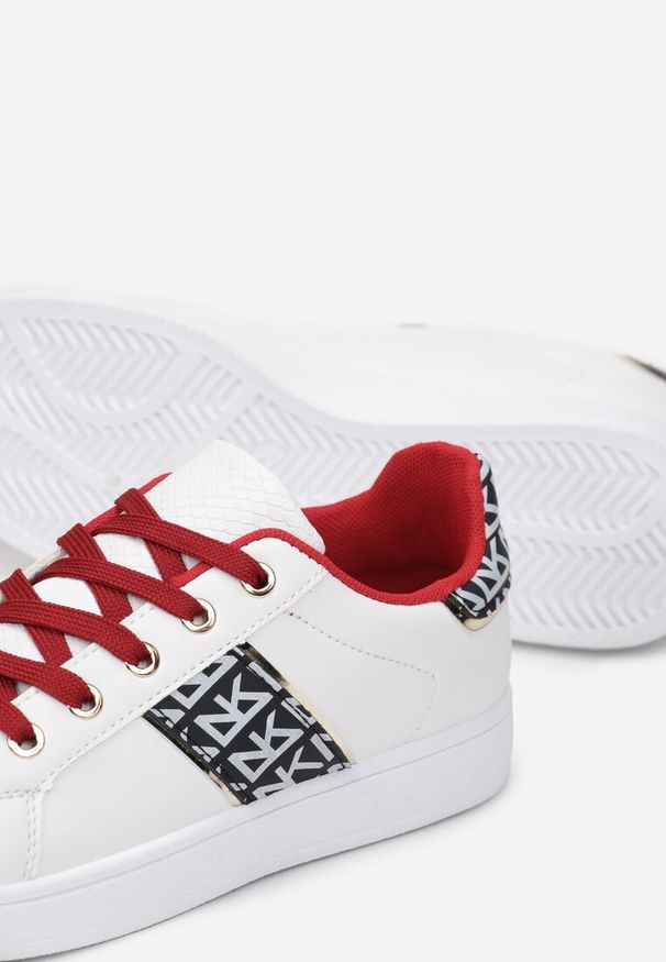 Renee - Biało-Czerwone Sneakersy Sznurowane z Wstawkami Danthe. Kolor: biały. Materiał: jeans