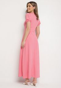 Born2be - Różowa Sukienka Rozkloszowana z Trójkątnym Dekoltem Efralinae. Okazja: na spacer, na imprezę. Kolor: różowy. Sezon: lato. Typ sukienki: rozkloszowane. Styl: klasyczny, elegancki #3