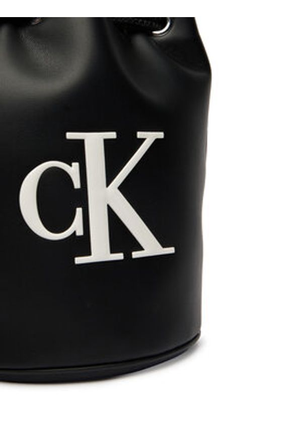 Calvin Klein Torebka Bold Ck Small LV04F3640G Czarny. Kolor: czarny. Materiał: skórzane