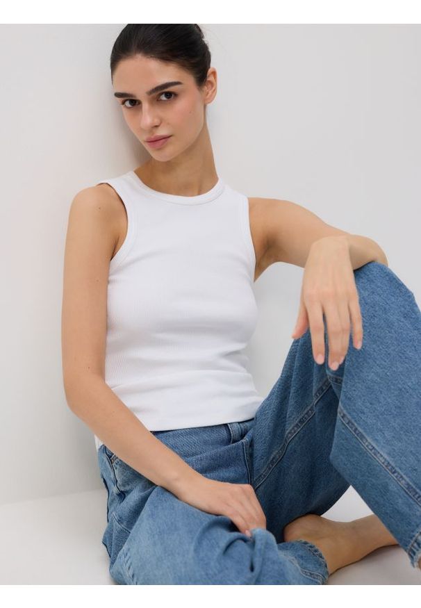 Reserved - Bawełniany top - biały. Kolor: biały. Materiał: bawełna