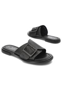 Czarne Klapki S.Barski Wsuwane Modne Obuwie Damskie. Kolor: czarny. Materiał: materiał. Styl: klasyczny, elegancki