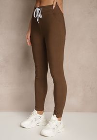 Renee - Brązowe Spodnie z Bawełną i Sznurowaniem Purrena. Okazja: na co dzień. Kolor: brązowy. Materiał: bawełna. Styl: elegancki, casual