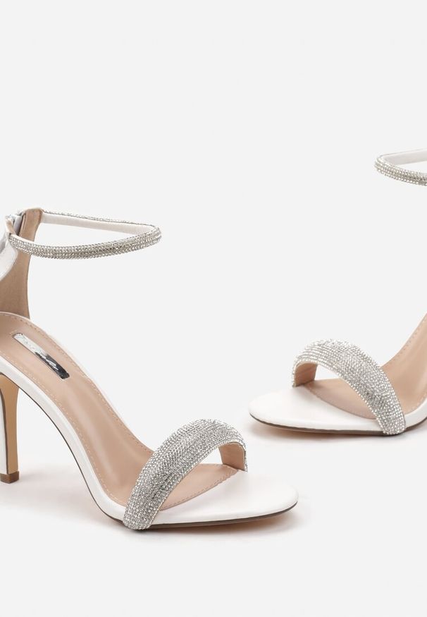Born2be - Białe Sandały na Szpilce z Paskiem w Cyrkonie Talarik. Zapięcie: pasek. Kolor: biały. Obcas: na szpilce