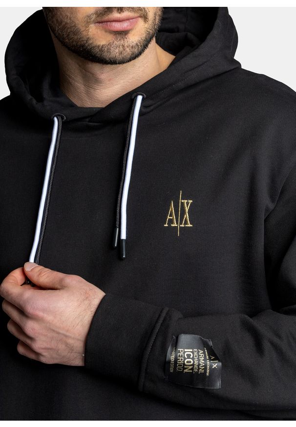 Bluza z kapturem męska czarna Armani Exchange 8NZMPW ZJ8WZ 1200. Typ kołnierza: kaptur. Kolor: czarny. Styl: sportowy