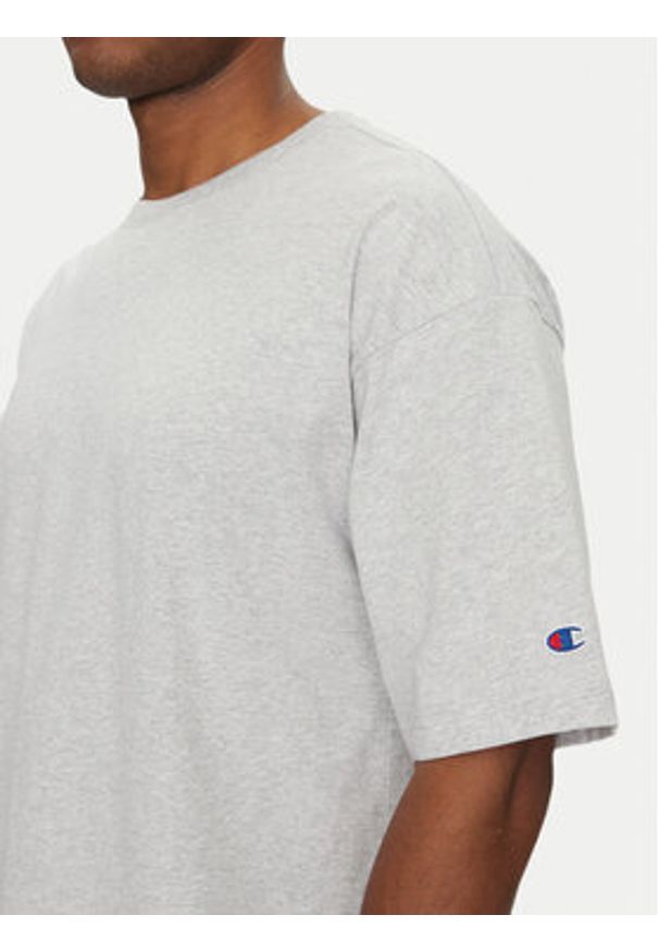 Champion T-Shirt 220714 Szary Standard Fit. Kolor: szary. Materiał: bawełna