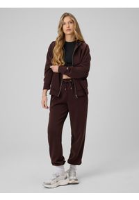 4f - 4F Bluza dresowa regular z modalem damska - brązowa S. Okazja: na co dzień. Typ kołnierza: kaptur. Kolor: brązowy. Materiał: dresówka. Długość rękawa: raglanowy rękaw. Wzór: gładki. Styl: casual #2