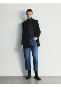 Reserved - Jeansy straight - niebieski. Kolor: niebieski #1