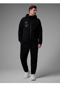 4f - 4F Bluza dresowa regular z kapturem męska 4F x Robert Lewandowski - czarna XL. Okazja: na co dzień. Typ kołnierza: kaptur. Kolor: czarny. Materiał: dresówka. Wzór: aplikacja, nadruk. Styl: casual, sportowy #2