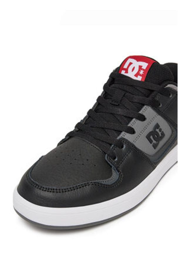 DC Shoes Sneakersy CURE ADYS400073-BLG Czarny. Kolor: czarny. Materiał: skóra