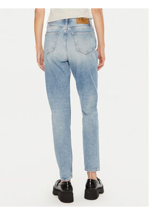 Calvin Klein Jeans Jeansy J20J224036 Niebieski Mom Fit. Kolor: niebieski