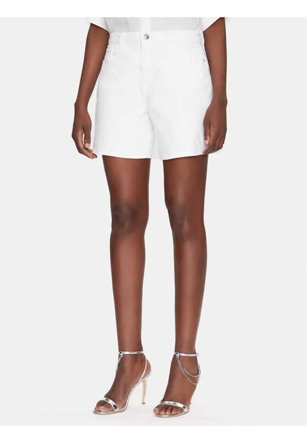 Guess Szorty jeansowe W5GD1A D4T50 Biały Regular Fit. Kolor: biały. Materiał: bawełna