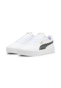 Puma - Młodzieżowe sneakersy Carina 2.0 Animal Update PUMA White Mineral Gray Gold. Kolor: żółty, wielokolorowy, szary, biały. Wzór: motyw zwierzęcy, nadruk. Sezon: lato