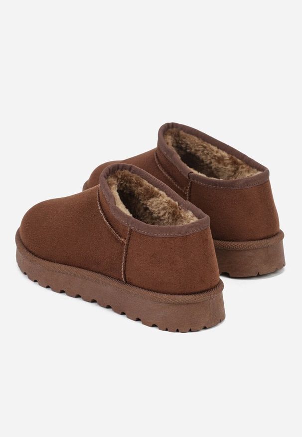 Renee - Brązowe Niskie Śniegowce o Wsuwanym Fasonie Alodra. Okazja: na co dzień. Kolor: brązowy. Materiał: jeans, puch. Styl: casual, elegancki