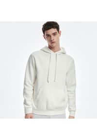Reserved - Bluza z kapturem - Kremowy. Typ kołnierza: kaptur. Kolor: kremowy #1