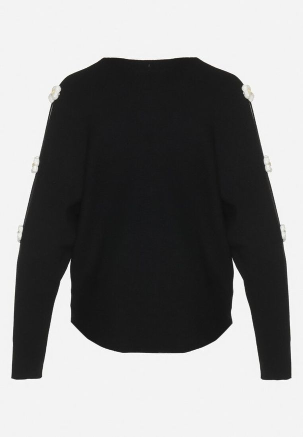 Born2be - Czarny Sweter z Wiskozą i Wycięciami przy Rękawach Evancia. Okazja: na spotkanie biznesowe, do pracy, na co dzień. Kolor: czarny. Materiał: wiskoza. Styl: biznesowy, klasyczny, elegancki, casual