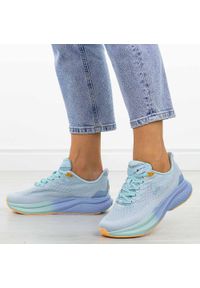 Niebieskie przewiewne buty damskie McArthur Mc21w. Okazja: na spacer, na co dzień. Zapięcie: sznurówki. Kolor: niebieski. Materiał: tkanina. Szerokość cholewki: normalna. Sezon: wiosna, lato. Sport: turystyka piesza, fitness #1