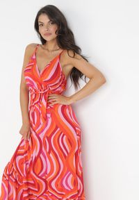 Born2be - Pomarańczowa Wiskozowa Sukienka Maxi na Ramiączkach z Gumką i Paskiem w Talii Annanise. Kolor: pomarańczowy. Materiał: wiskoza. Długość rękawa: na ramiączkach. Typ sukienki: kopertowe. Długość: maxi #3