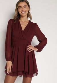Born2be - Bordowa Rozkloszowana Sukienka z Siateczki z Kopertowym Dekoltem Zenessa. Typ kołnierza: dekolt kopertowy. Kolor: czerwony. Materiał: poliester, materiał. Typ sukienki: kopertowe #3