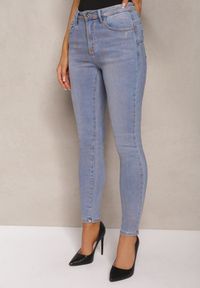 Renee - Jasnoniebieskie Jeansy Skinny z Przejaśnieniami ze Złotej Farby Tilacema. Okazja: na co dzień. Kolor: niebieski. Styl: wizytowy, elegancki, casual #5
