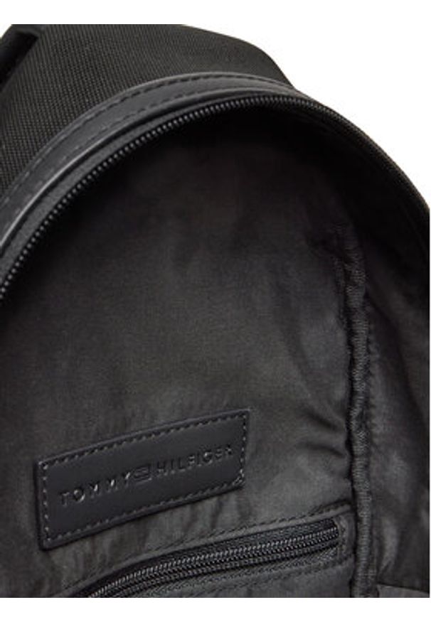 TOMMY HILFIGER - Tommy Hilfiger Plecak Th Nylon Travel Sling Bag AM0AM13572 Czarny. Kolor: czarny. Materiał: materiał