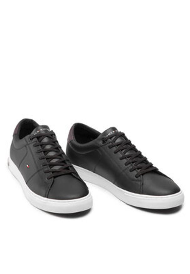 TOMMY HILFIGER - Tommy Hilfiger Sneakersy Essential Leather Detail Vulc FM0FM04047 Czarny. Kolor: czarny. Materiał: skóra