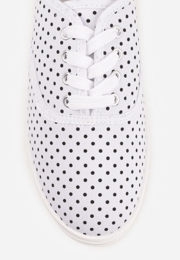 Renee - Białe Tenisówki przed Kostkę w Kropki Porenia. Okazja: na co dzień. Wysokość cholewki: przed kostkę. Kolor: biały. Wzór: kropki. Styl: casual